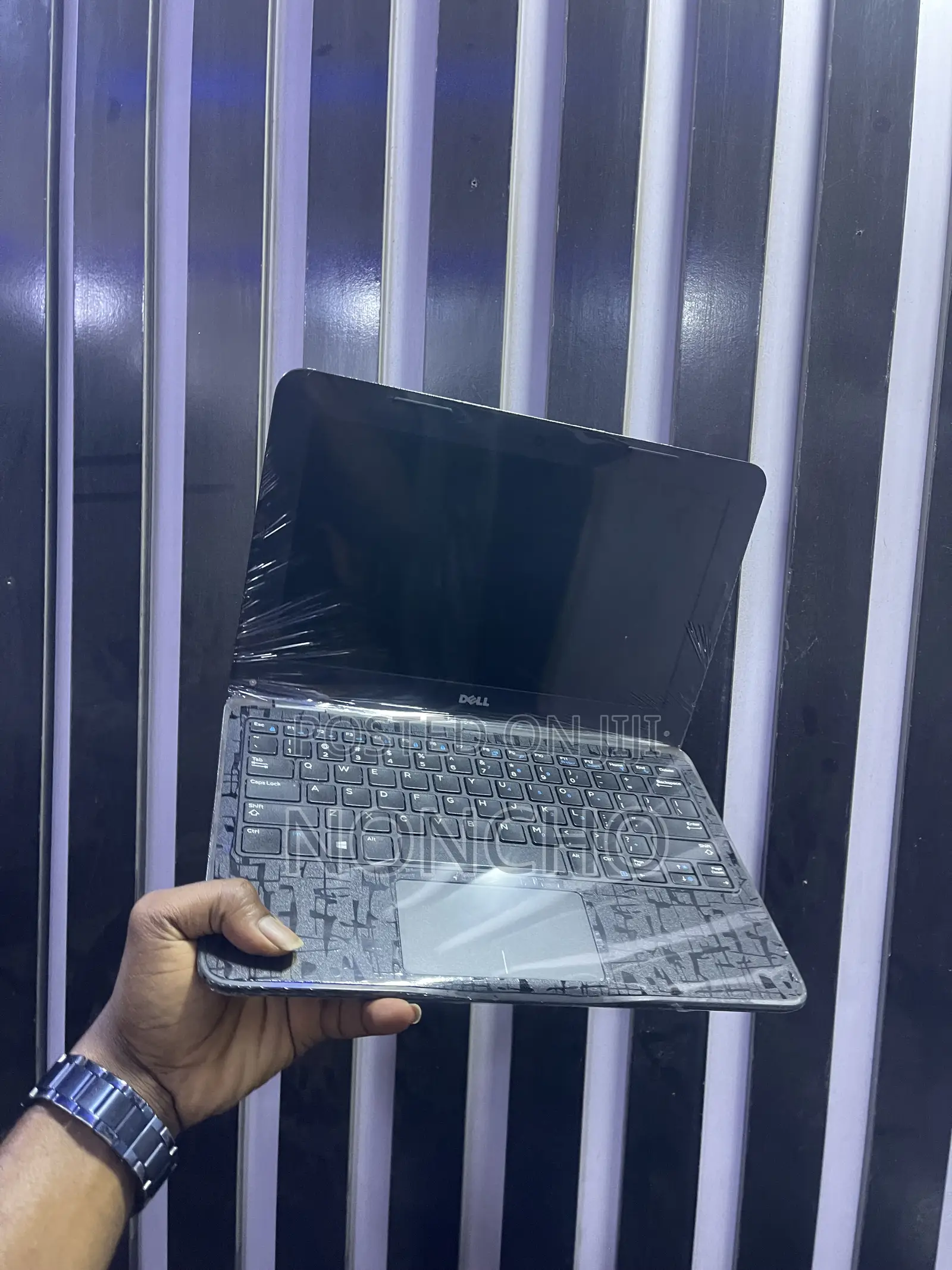 Laptop Dell Latitude 11 3190 4GB Intel Pentium SSD 60GB
