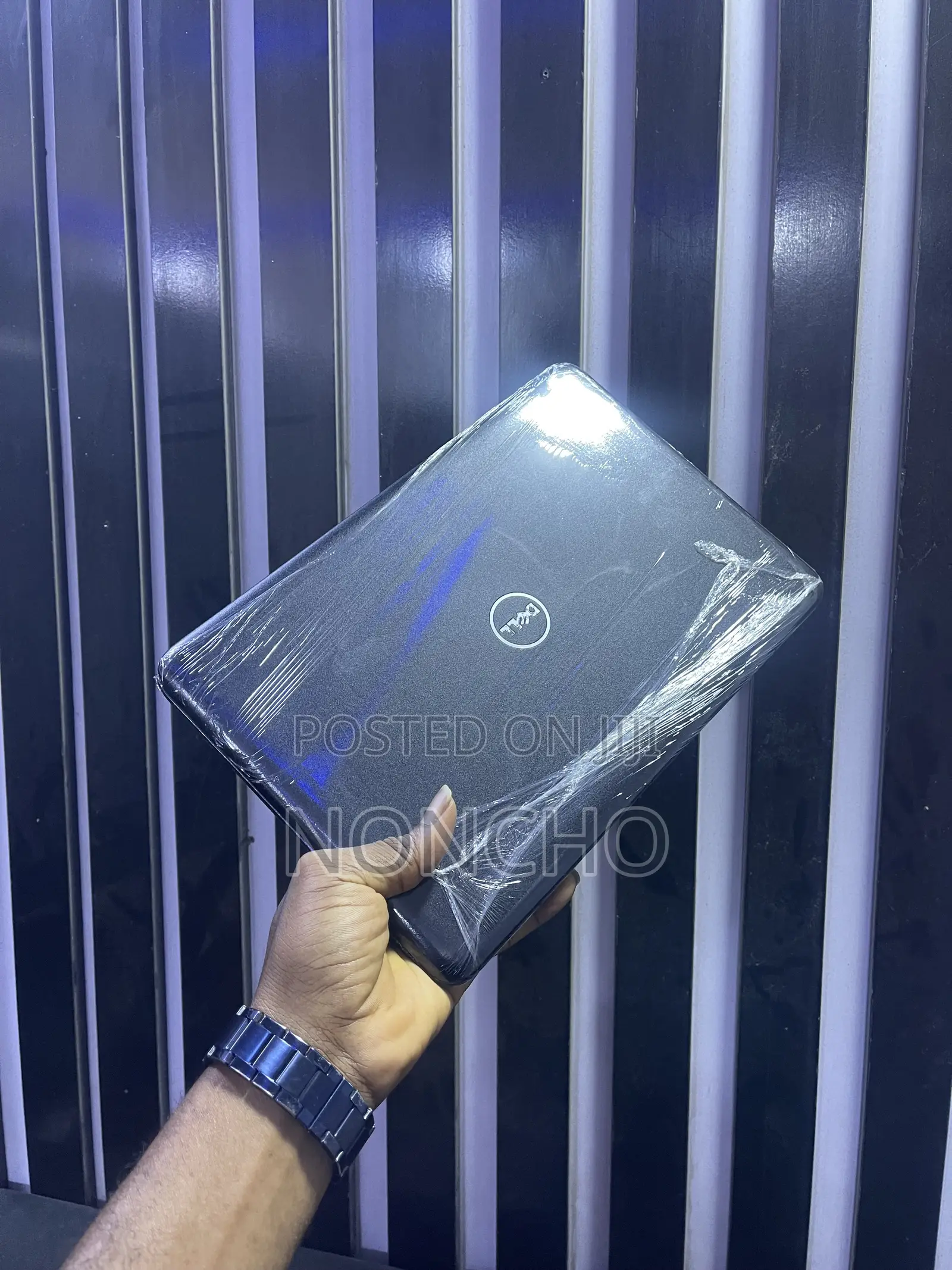 Laptop Dell Latitude 11 3190 4GB Intel Pentium SSD 60GB
