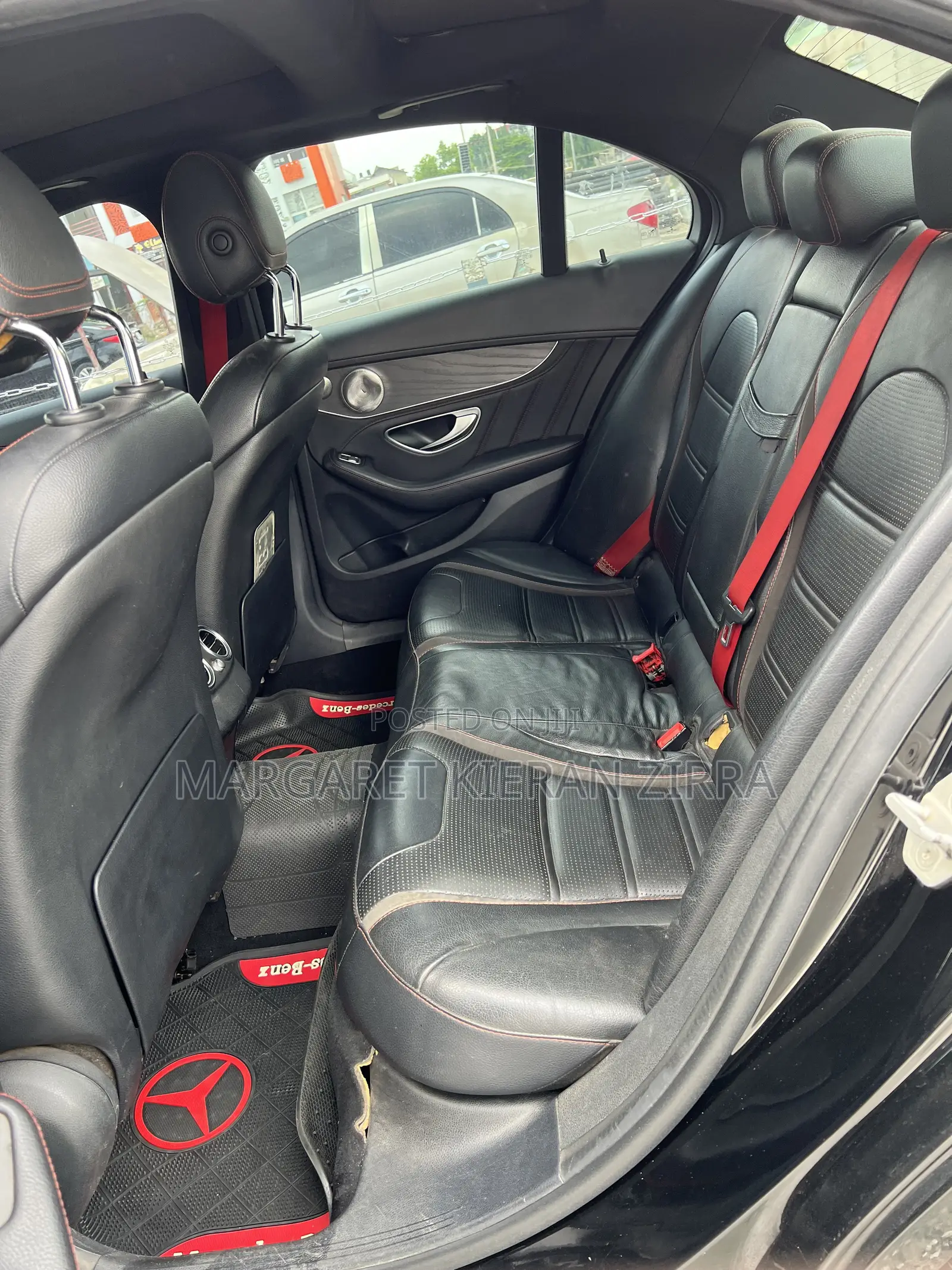 Mercedes-Benz C400 4Matic AWD Sedan (3.0L V6 7A) 2015 Black