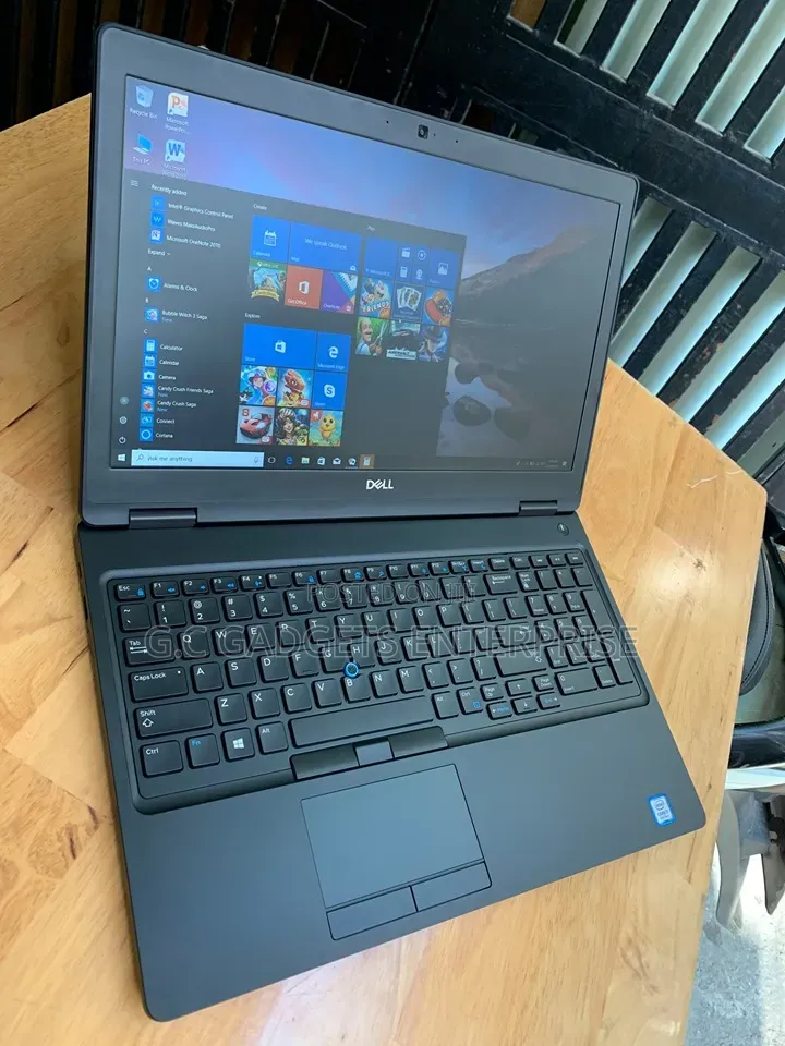Laptop Dell Precision 3530 16GB Intel Core i7 SSD 512GB