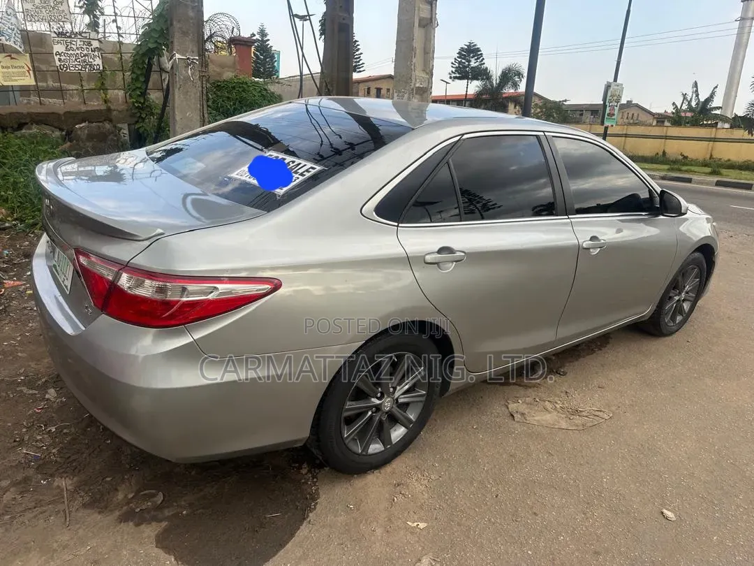 Toyota Camry 2017 Gray