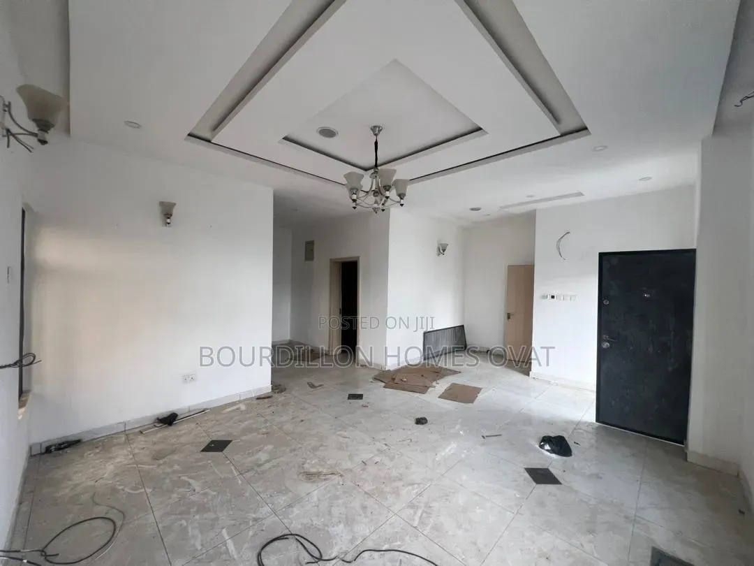 4bdrm Duplex in Ikota Villa Estate for sale