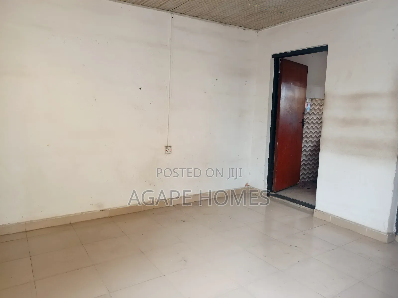 Mini Flat Office With a Toilet Along Aromire Avenue, Ikeja