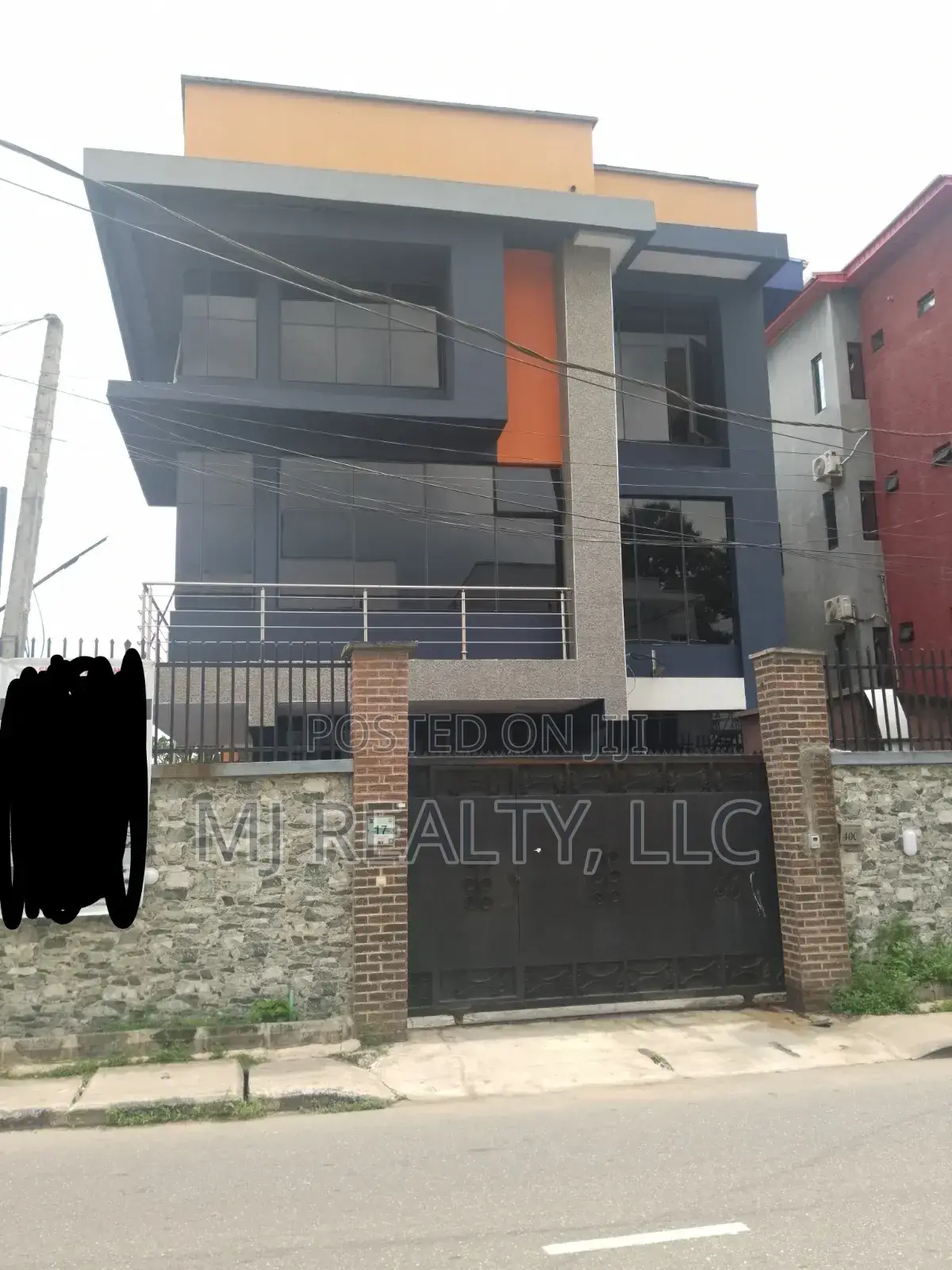 4 Bedroom Fully Detached Duplex for Commercial Use