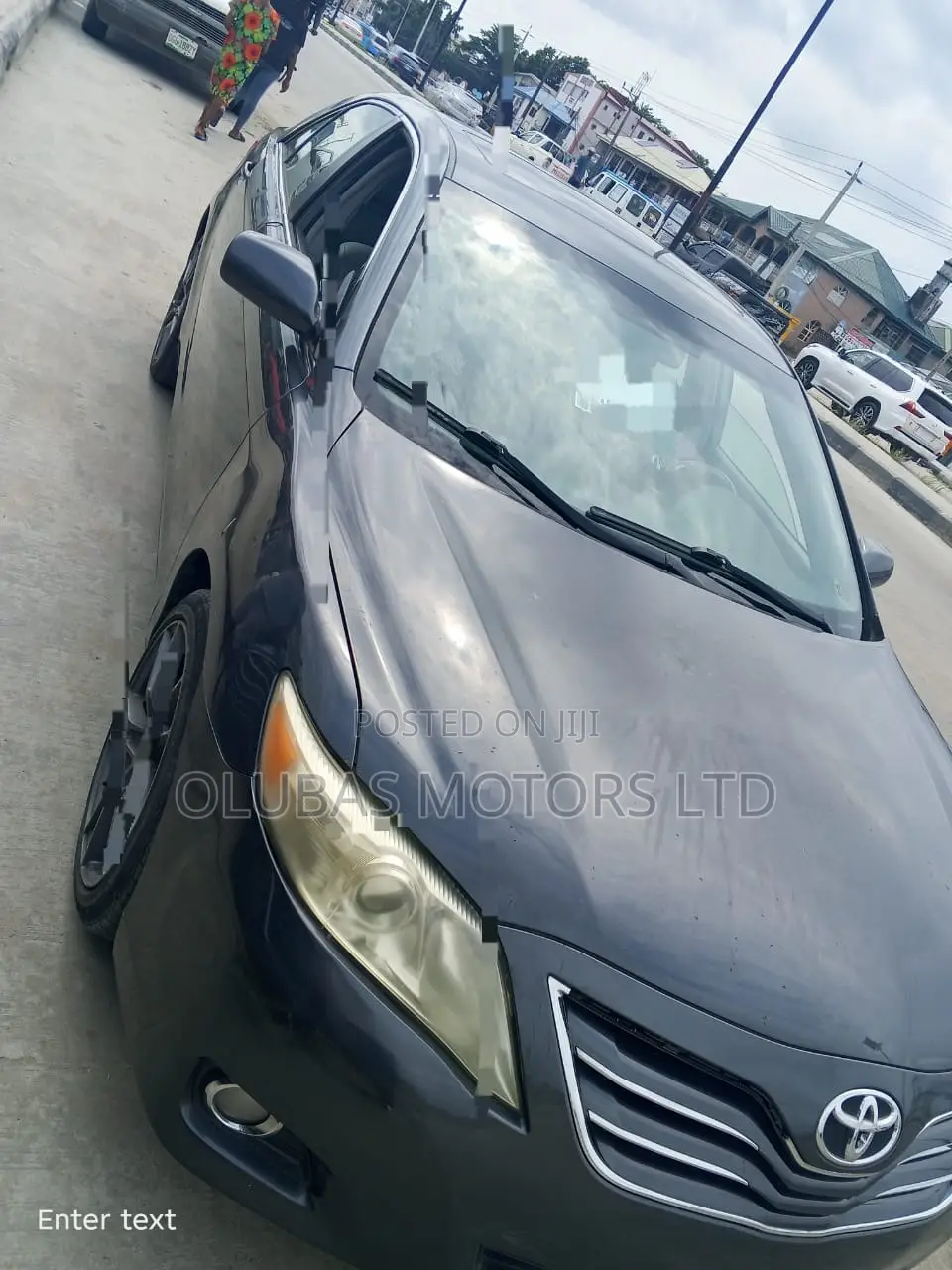 Toyota Camry XLE 4dr Sedan (2.5L 4cyl 6A) 2011 Gray