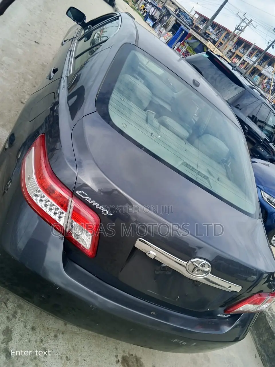 Toyota Camry XLE 4dr Sedan (2.5L 4cyl 6A) 2011 Gray