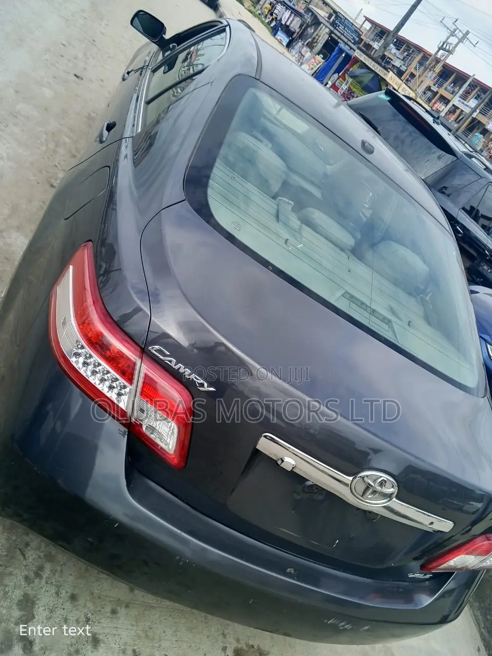 Toyota Camry XLE 4dr Sedan (2.5L 4cyl 6A) 2011 Gray