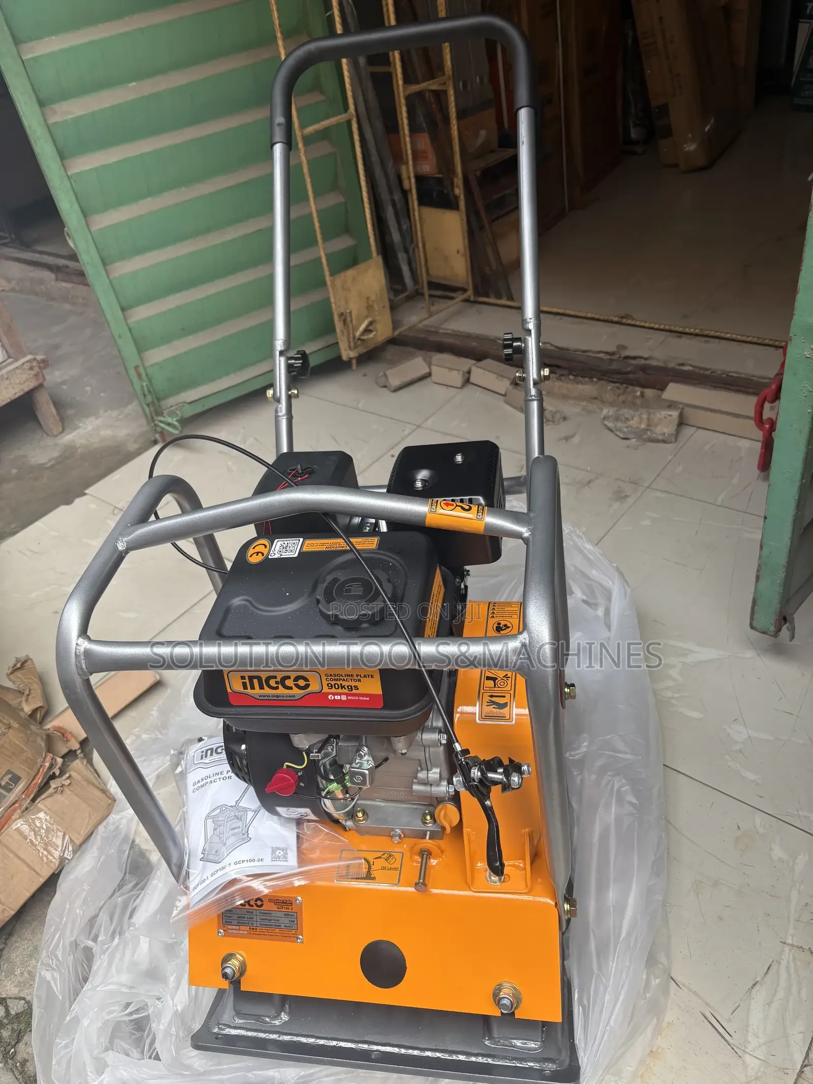 Ingco C90 Plate Compactor