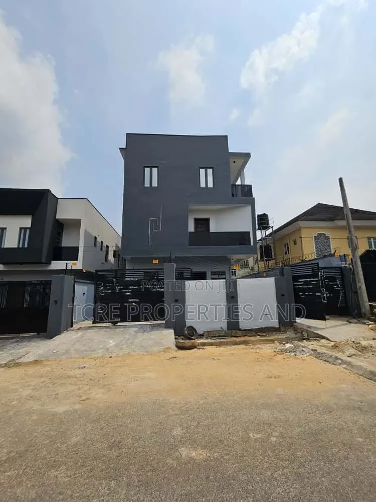 Furnished 4bdrm Duplex in Oregun for sale