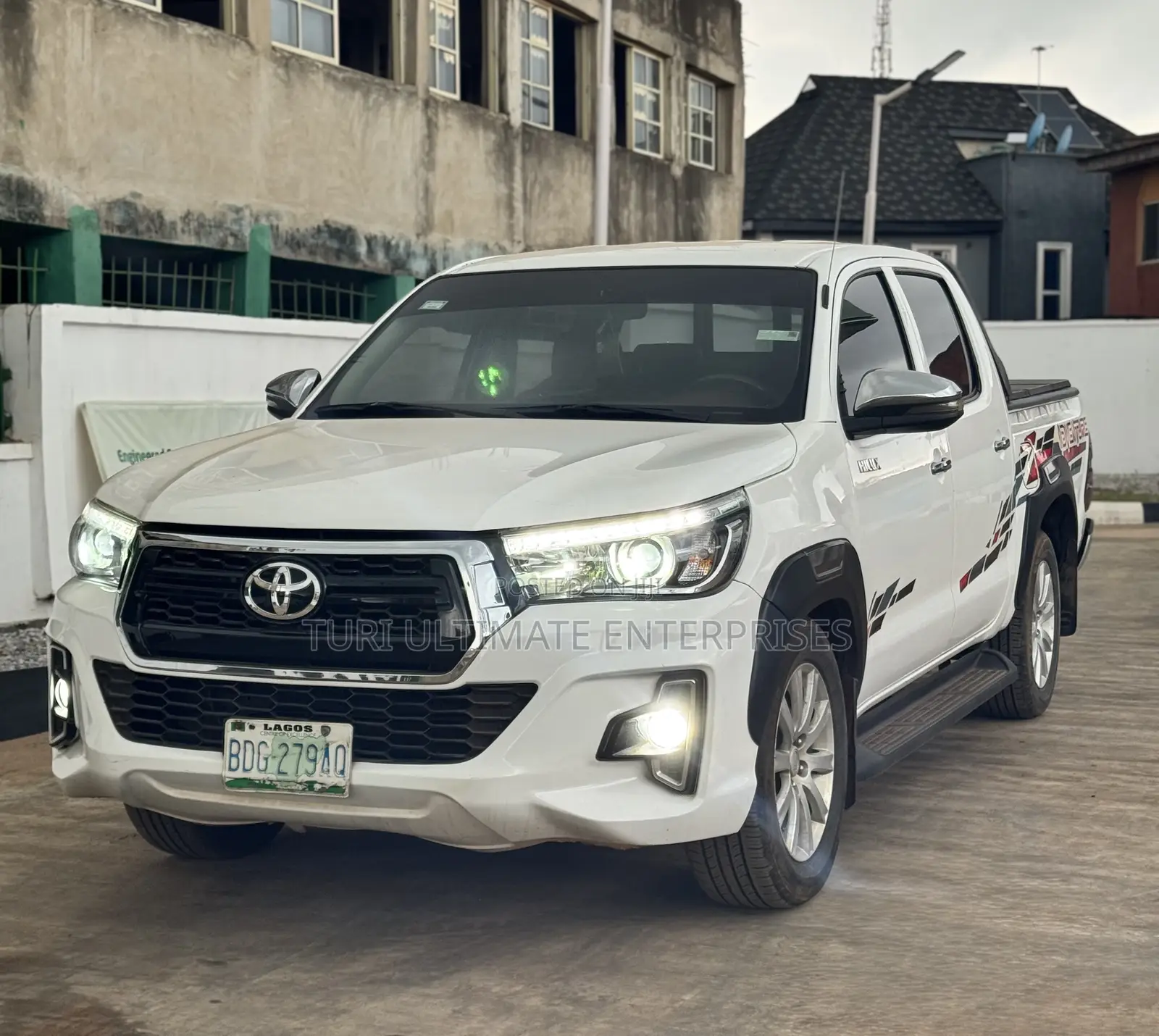 Toyota Hilux 2.0 VVT-i SRX 2011 White