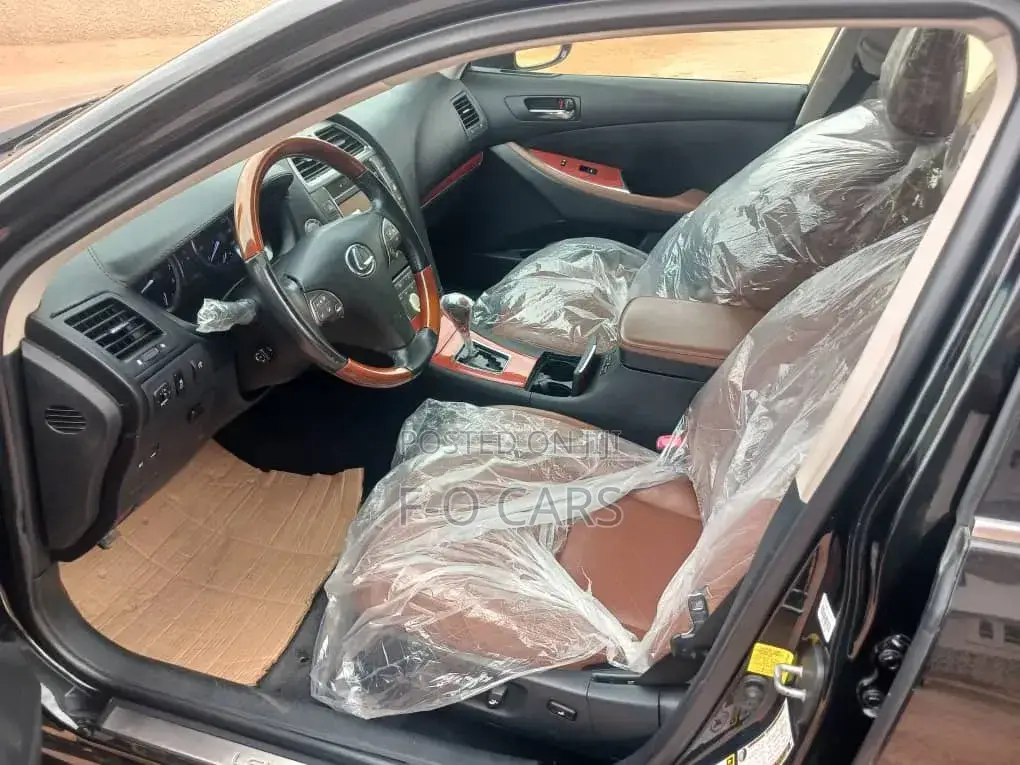Lexus ES 2012 Black
