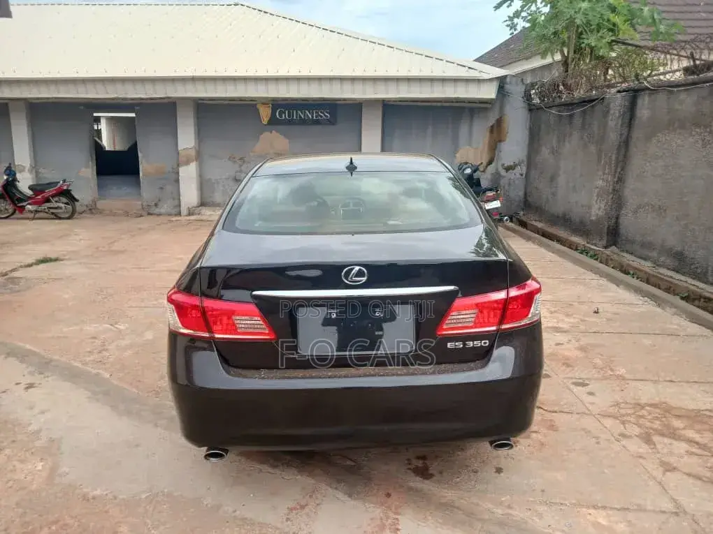 Lexus ES 2012 Black