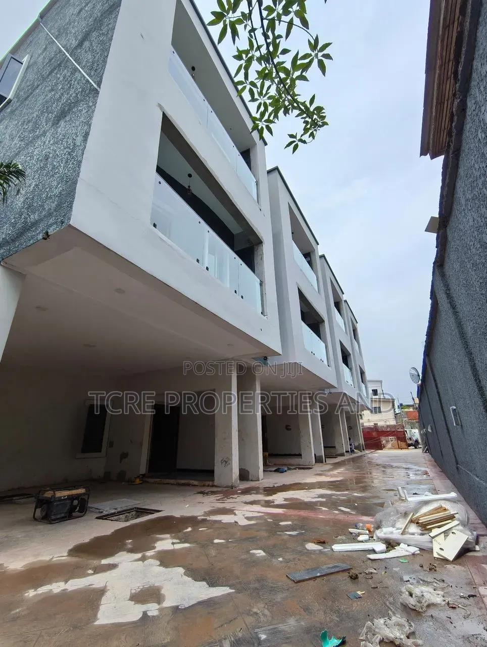 Furnished 4bdrm Duplex in Allen Avenue for sale