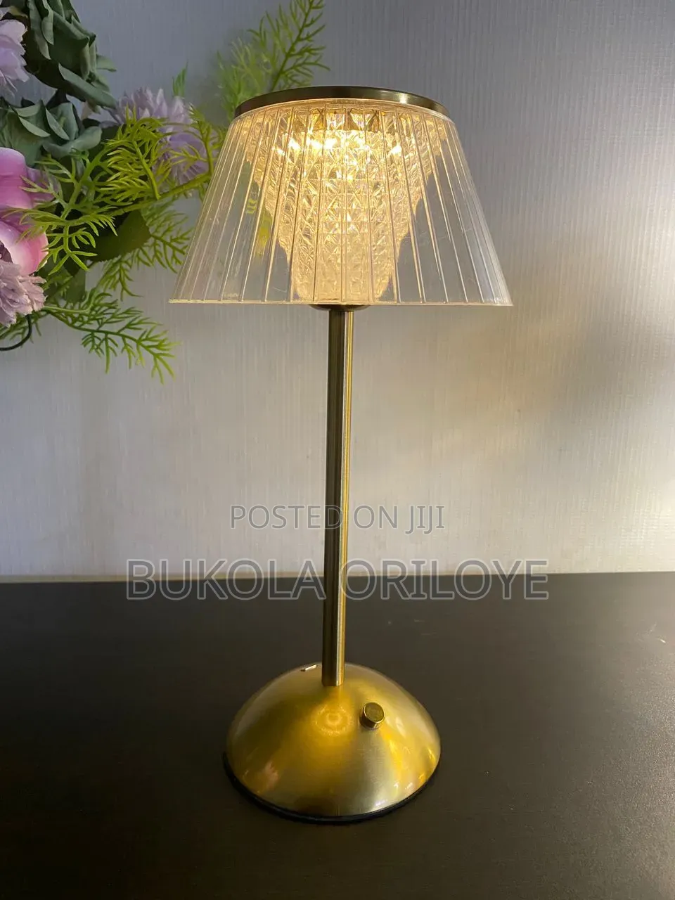 Vip Table Lamp for Rent