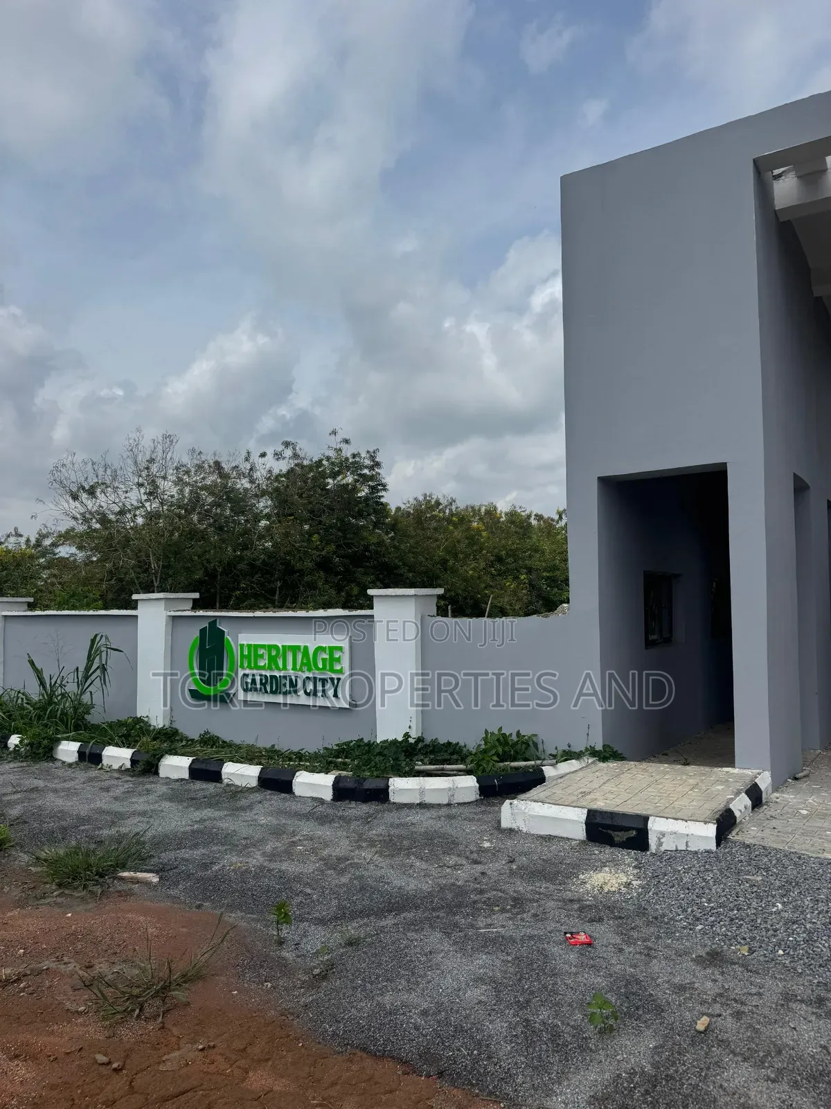 Estate Land for Sale