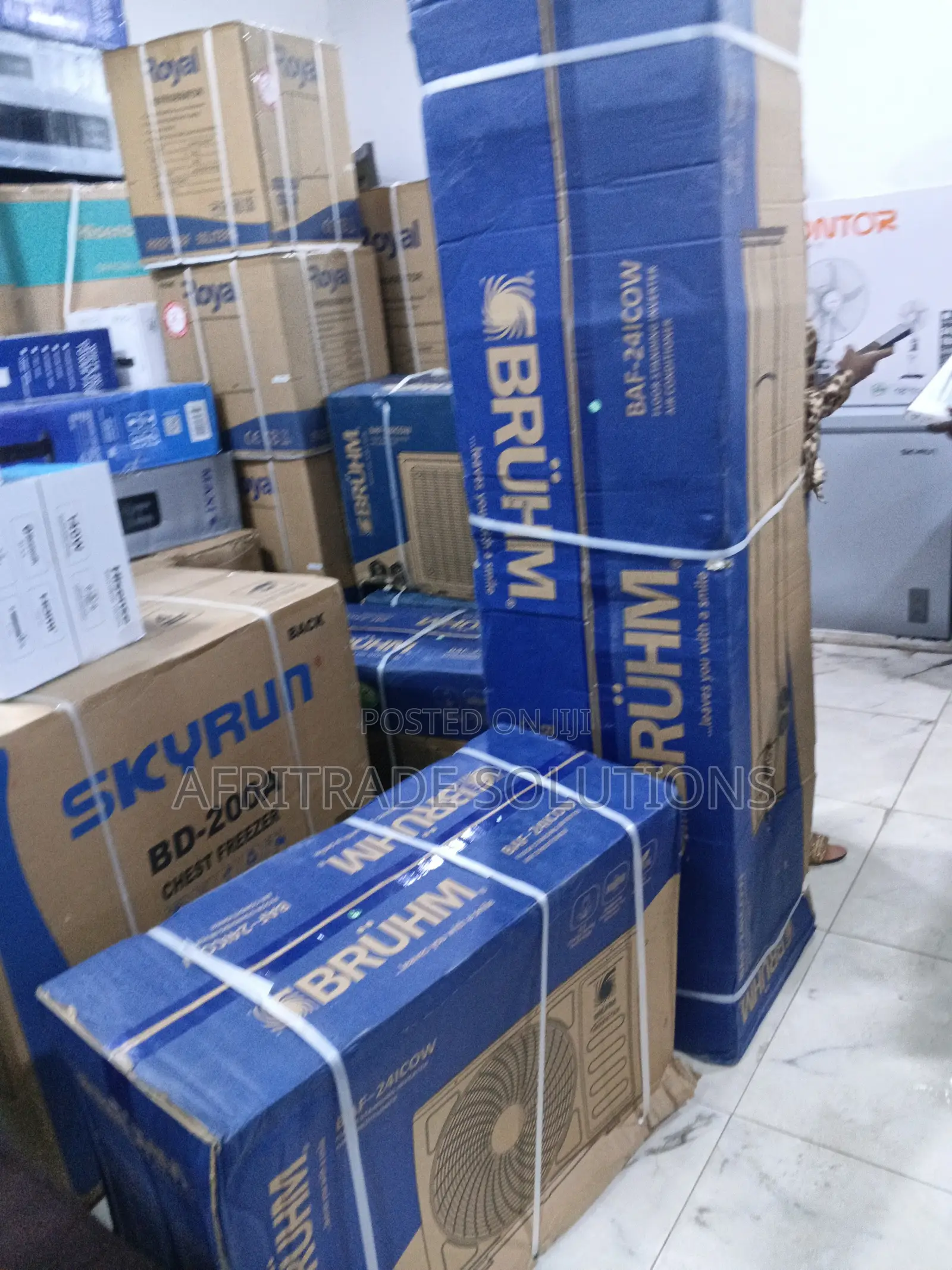 Bruhm Baf-241cow Inverter Floor Standing Ac