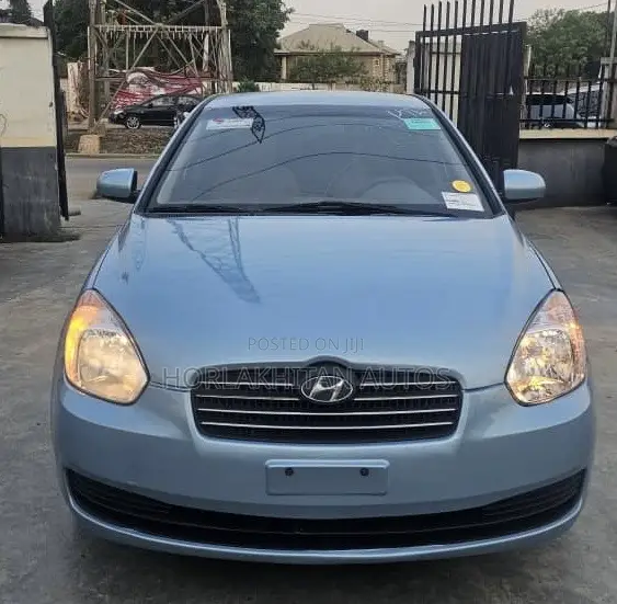 Hyundai Accent GLS 2011 Blue