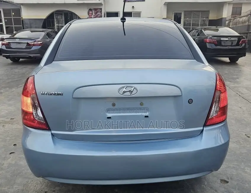 Hyundai Accent GLS 2011 Blue