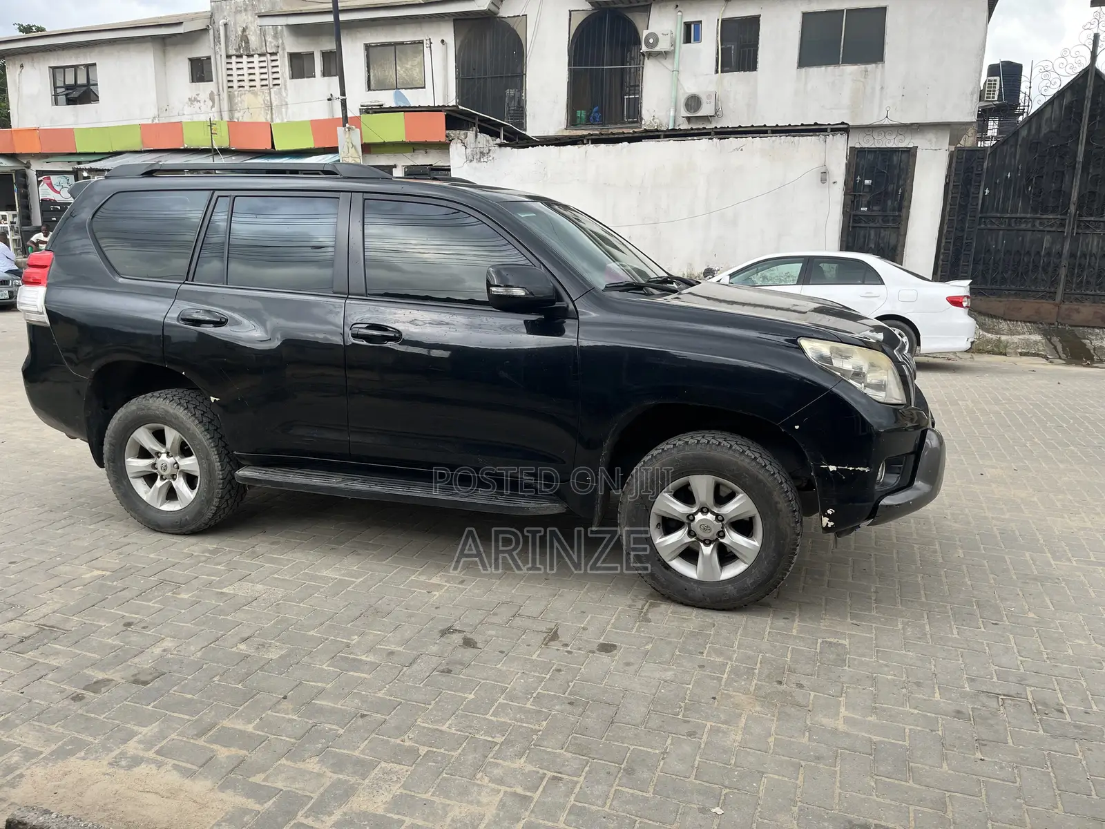 Toyota Land Cruiser Prado 2.7 i 2011 Black