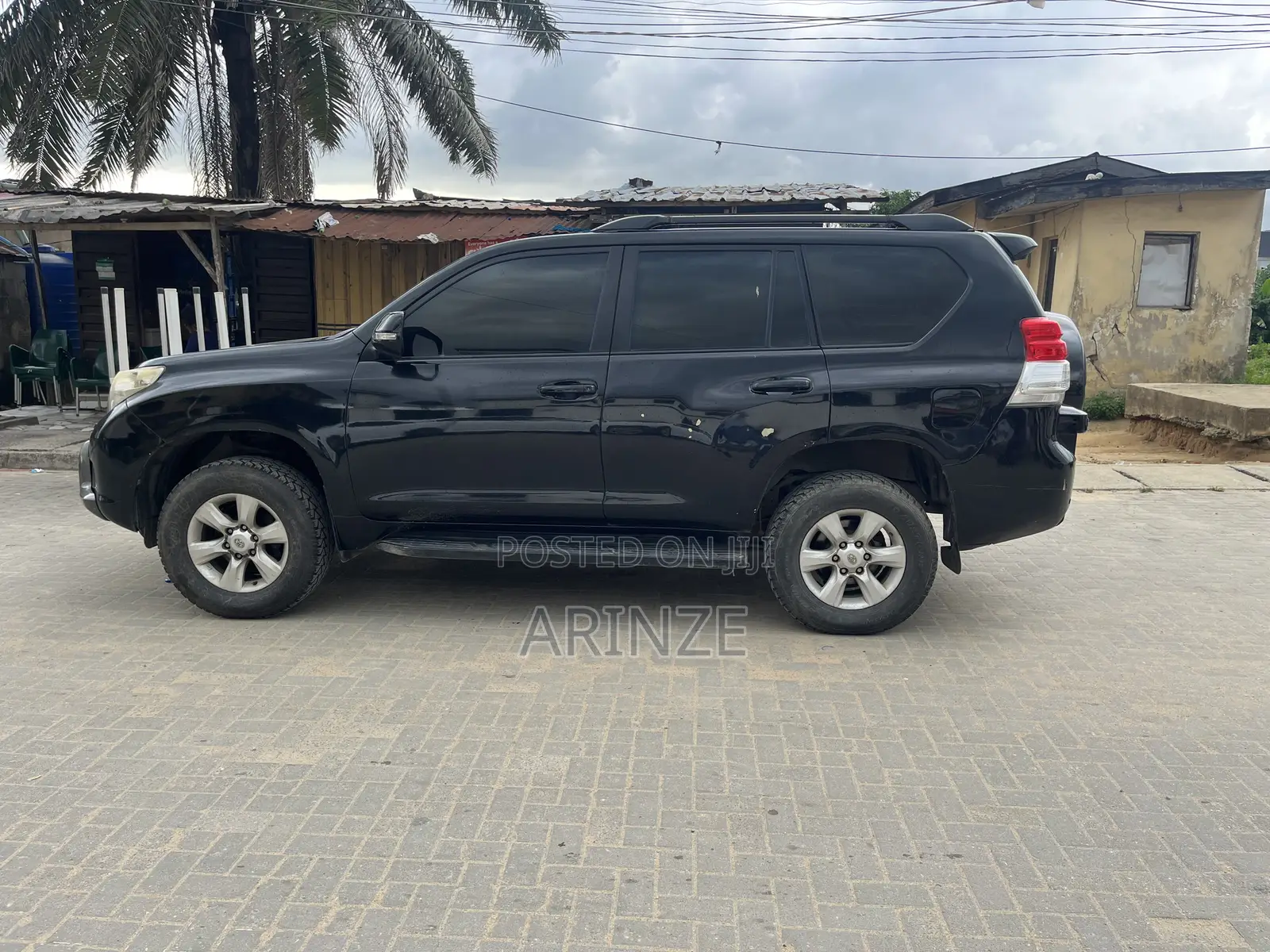 Toyota Land Cruiser Prado 2.7 i 2011 Black