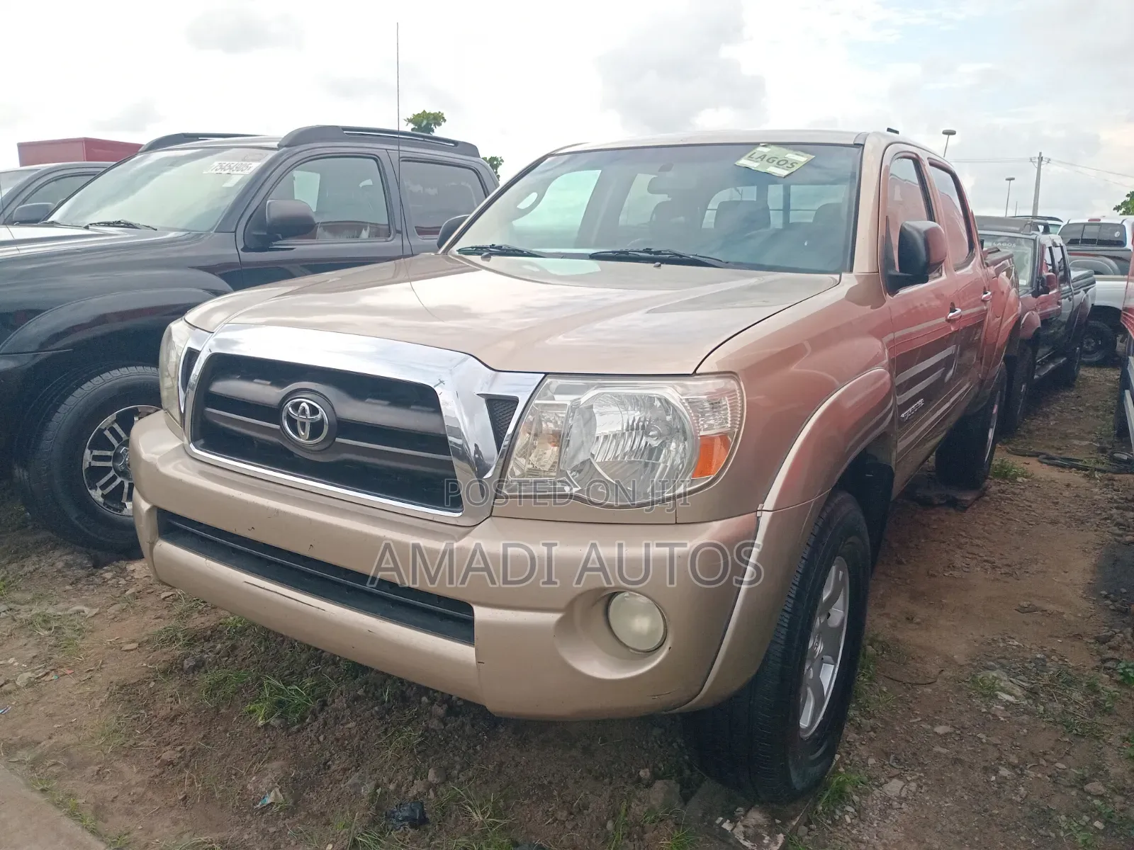 Toyota Tacoma 2013 Gold