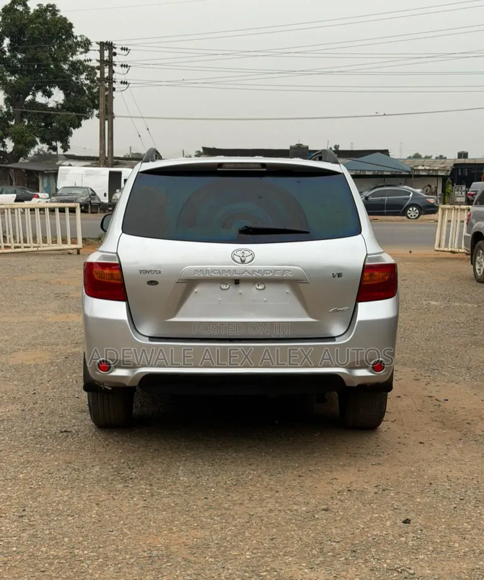 Toyota Highlander 2009 Silver
