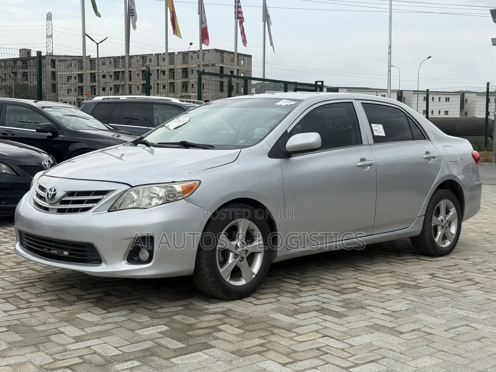 Toyota Corolla L 4dr Sedan (1.8L 4cyl 5M) 2013 Silver