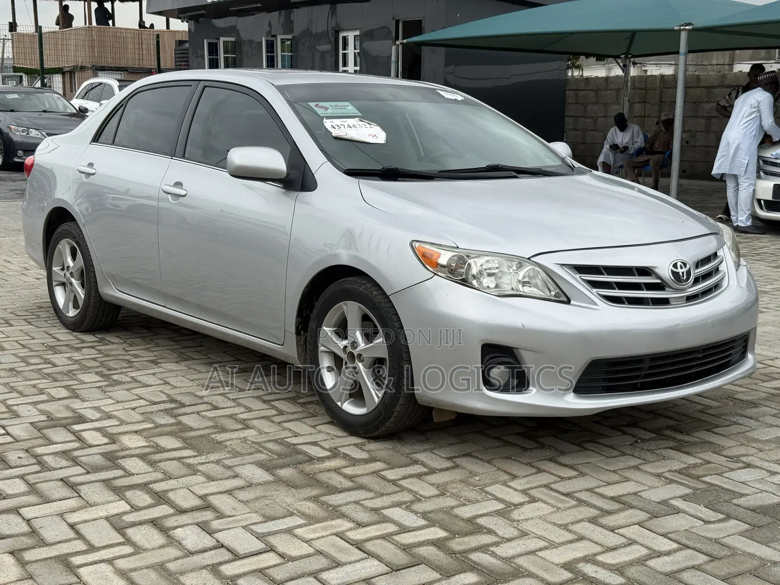Toyota Corolla L 4dr Sedan (1.8L 4cyl 5M) 2013 Silver
