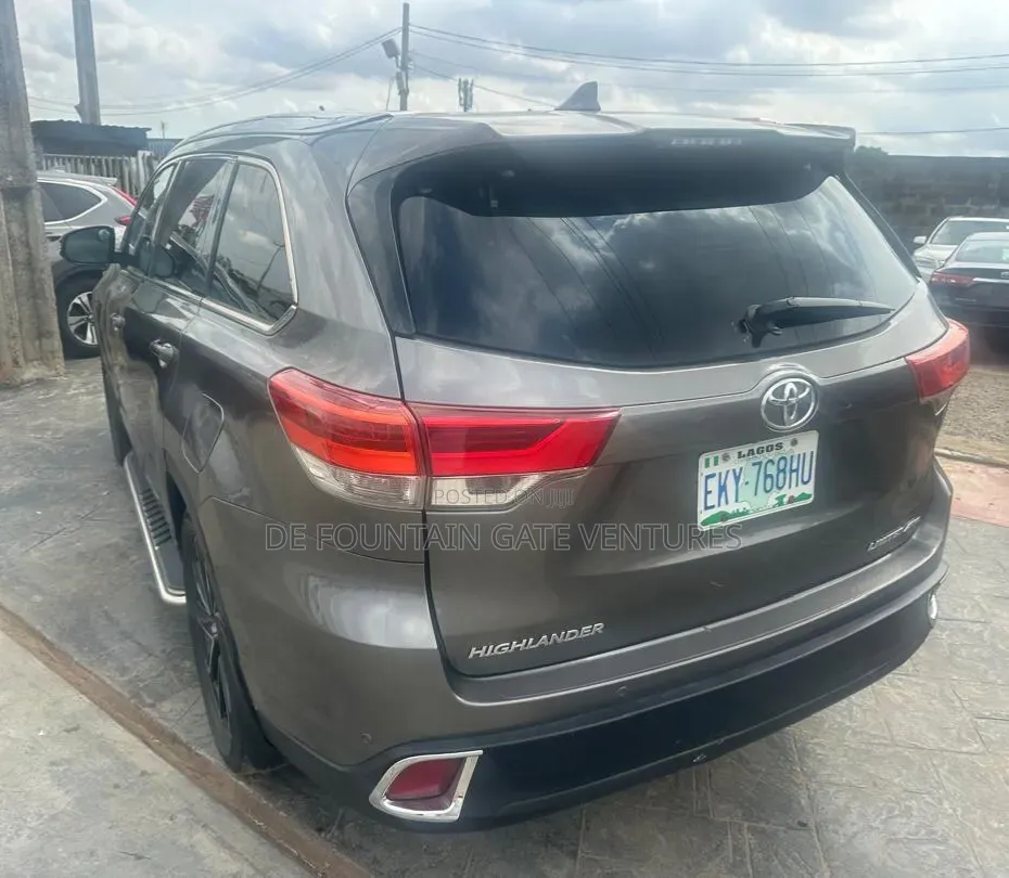 Toyota Highlander 2014 Gray