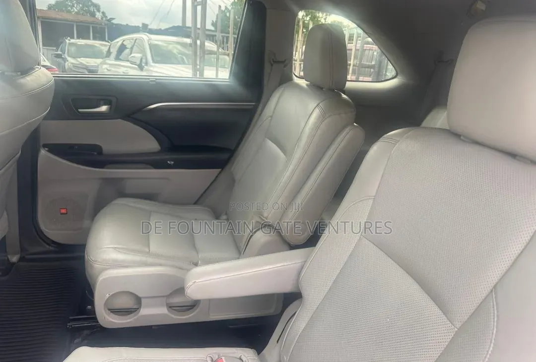Toyota Highlander 2014 Gray