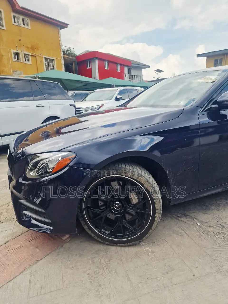 Mercedes-Benz E300 2018 Blue
