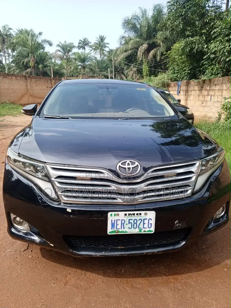 Toyota Venza V6 AWD 2010 Black