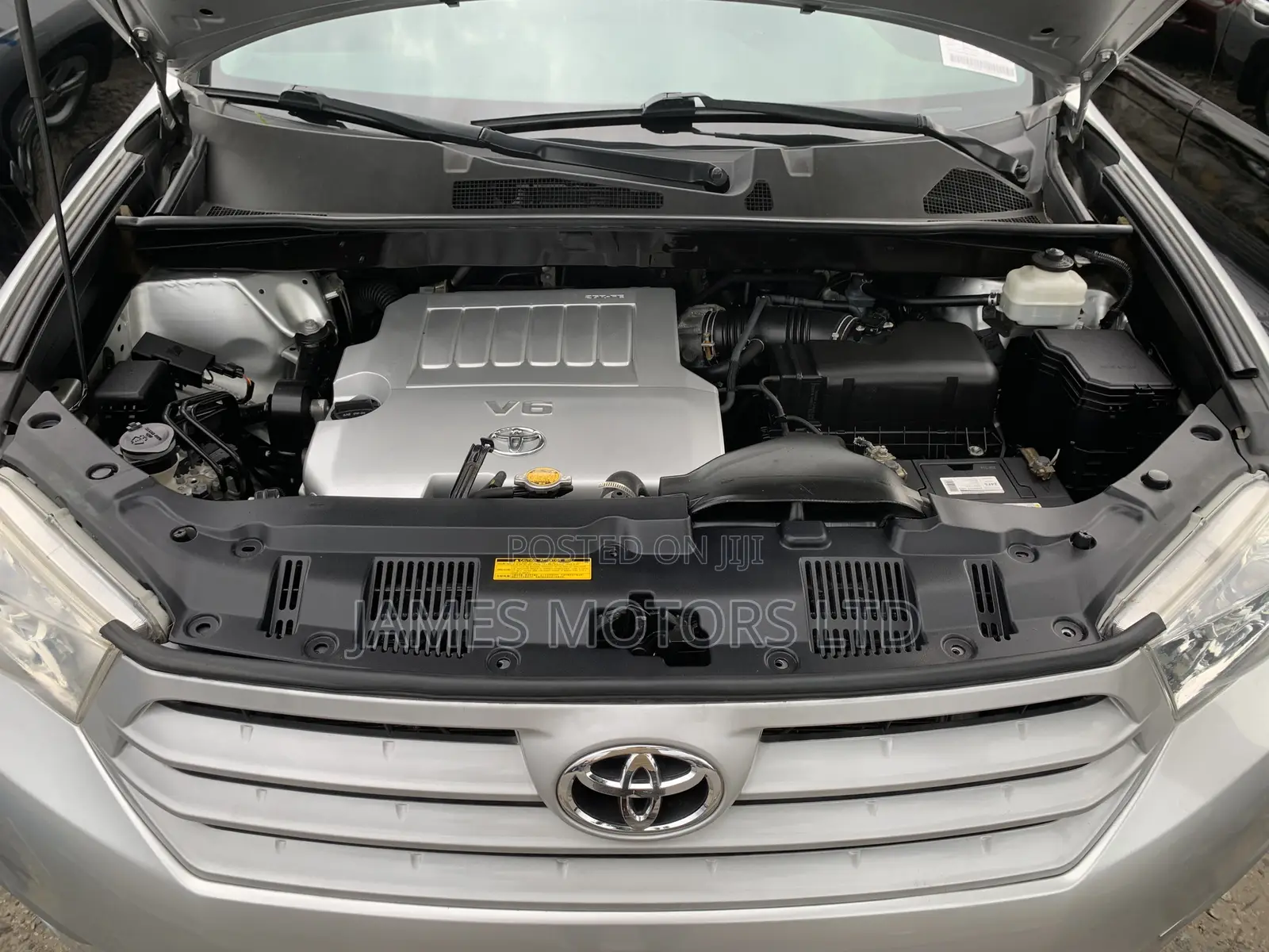 Toyota Highlander 2013 Silver