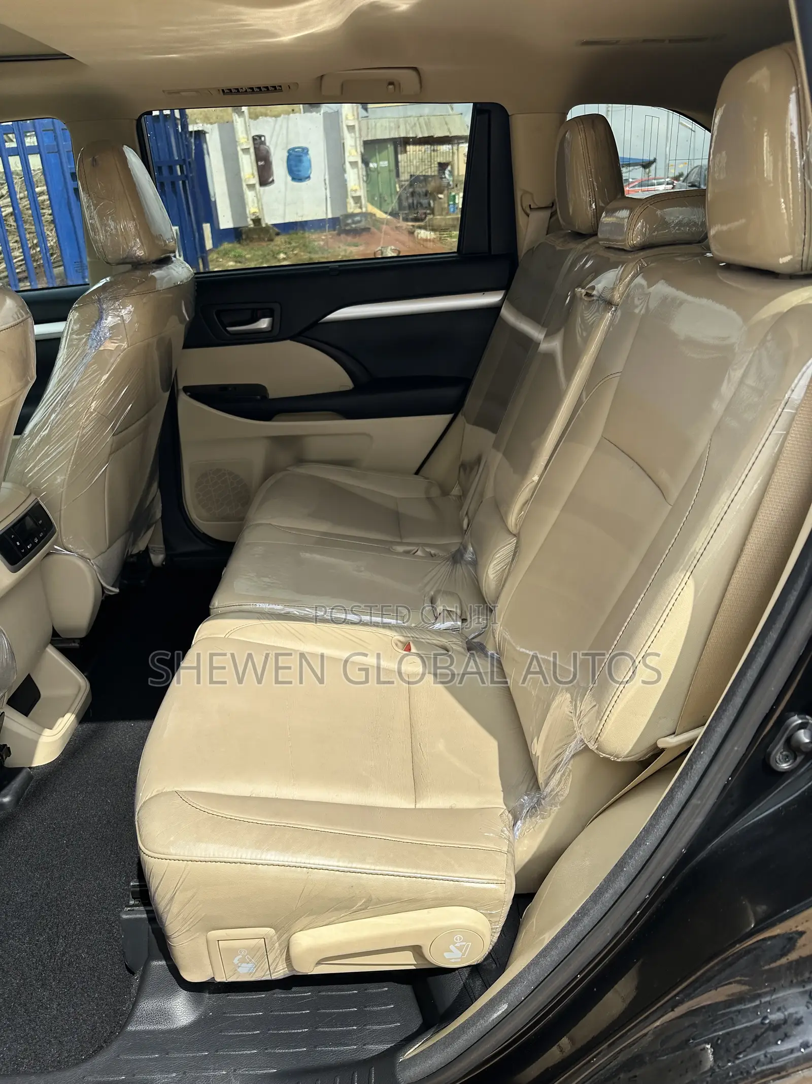 Toyota Highlander XLE V6 4x4 (3.5L 6cyl 6A) 2016 Black
