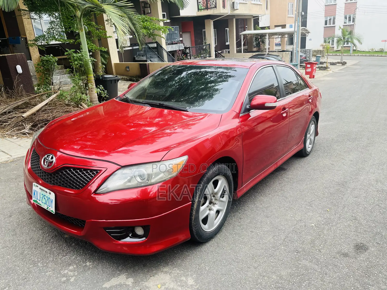 Toyota Camry 2010 Red