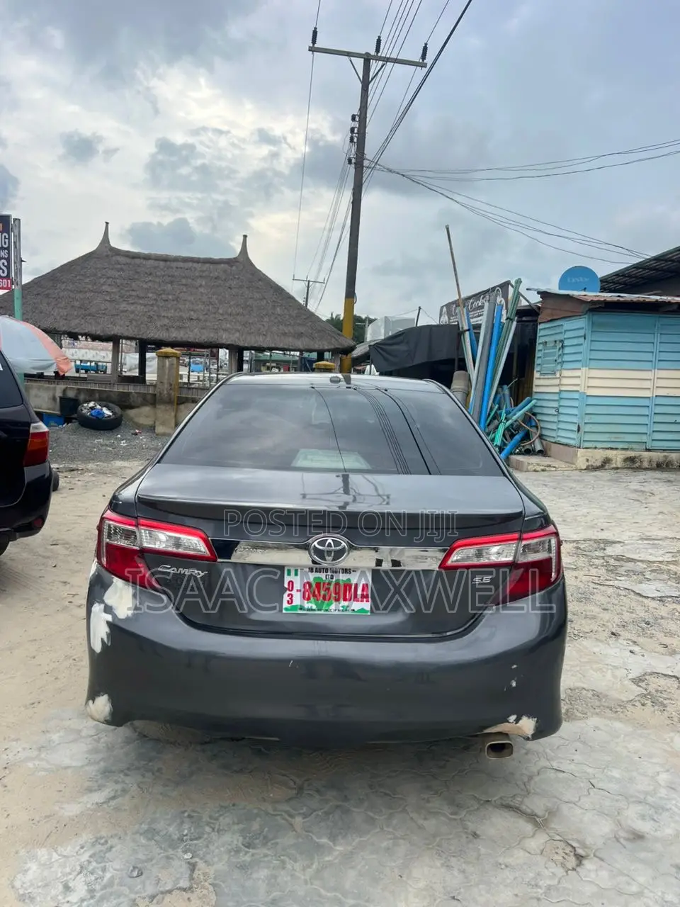 Toyota Camry SE 4dr Sedan (2.5L 4cyl 6A) 2013 Gray