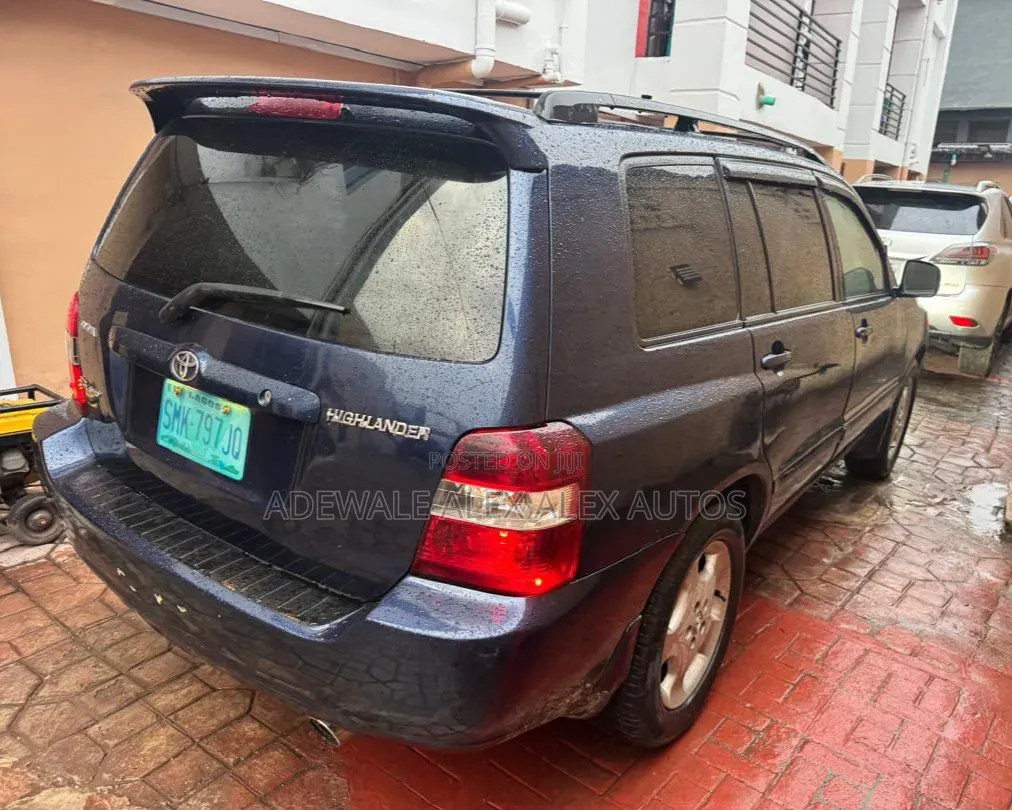 Toyota Highlander 2006 Blue