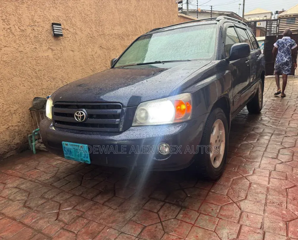 Toyota Highlander 2006 Blue