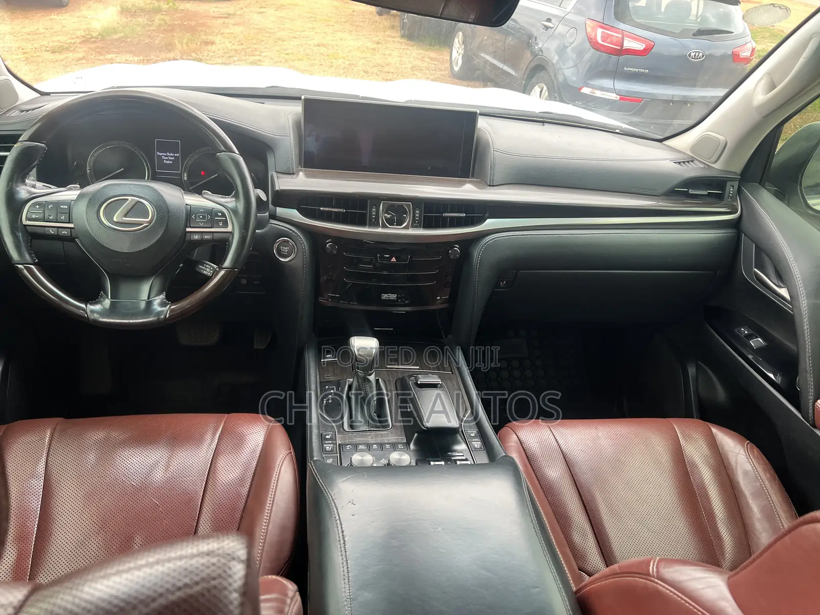 Lexus LX 570 (5 seats) AWD 2018 White