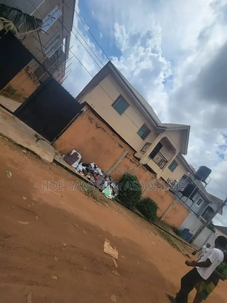 Furnished 3bdrm Block of Flats in Ayobo for sale