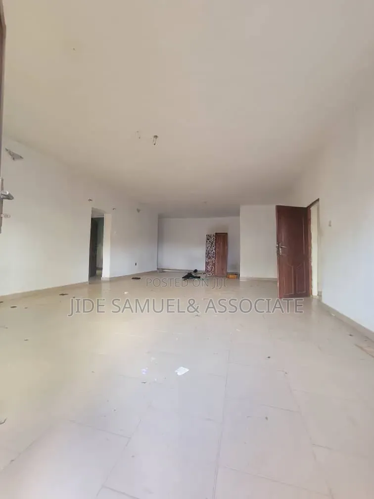 Furnished 3bdrm Block of Flats in Ayobo for sale