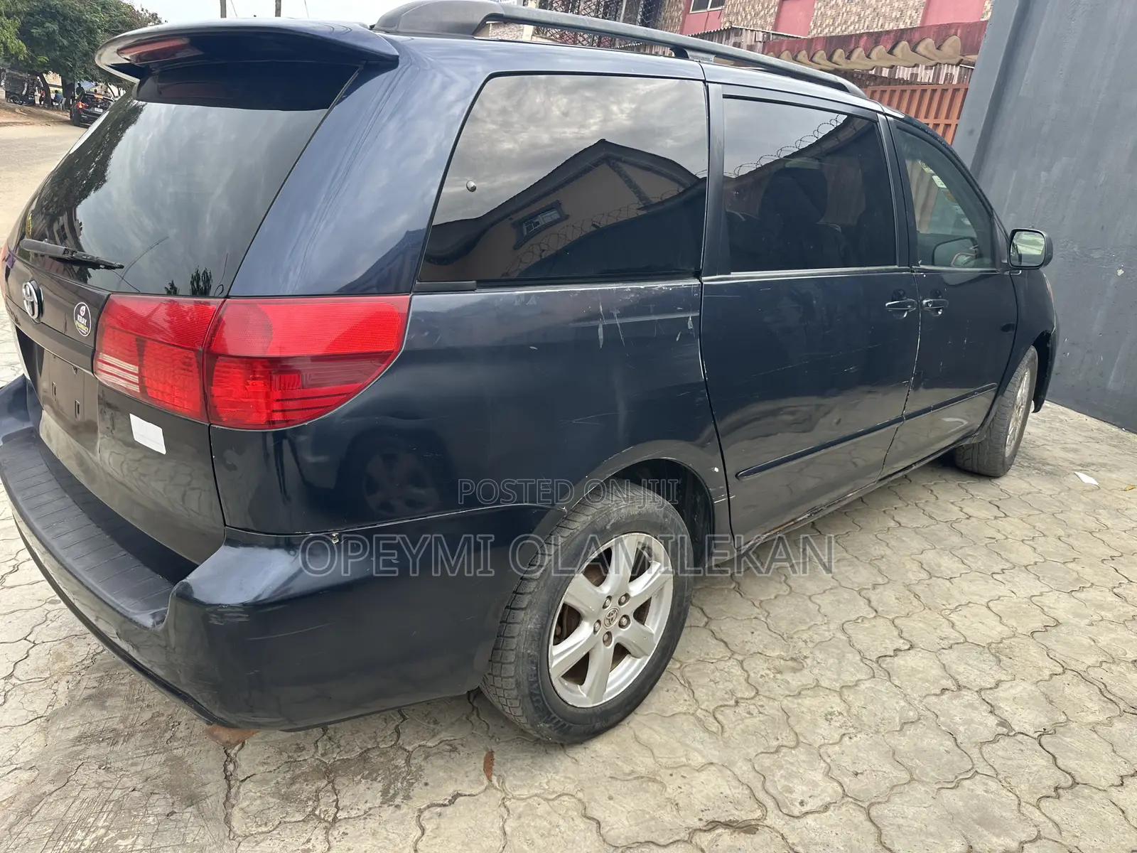 Toyota Sienna LE AWD (3.3L V6 5A) 2004 Blue