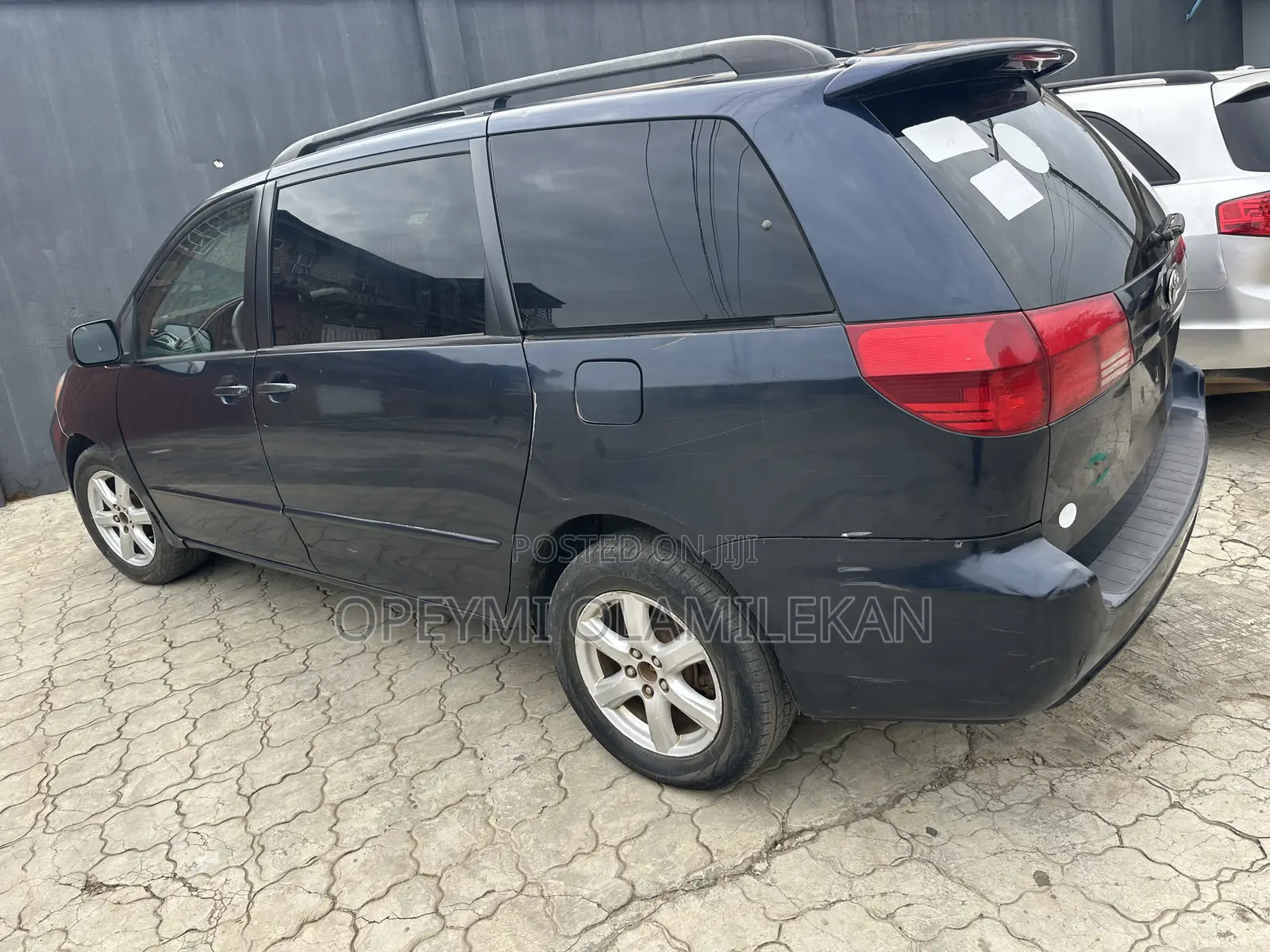 Toyota Sienna LE AWD (3.3L V6 5A) 2004 Blue