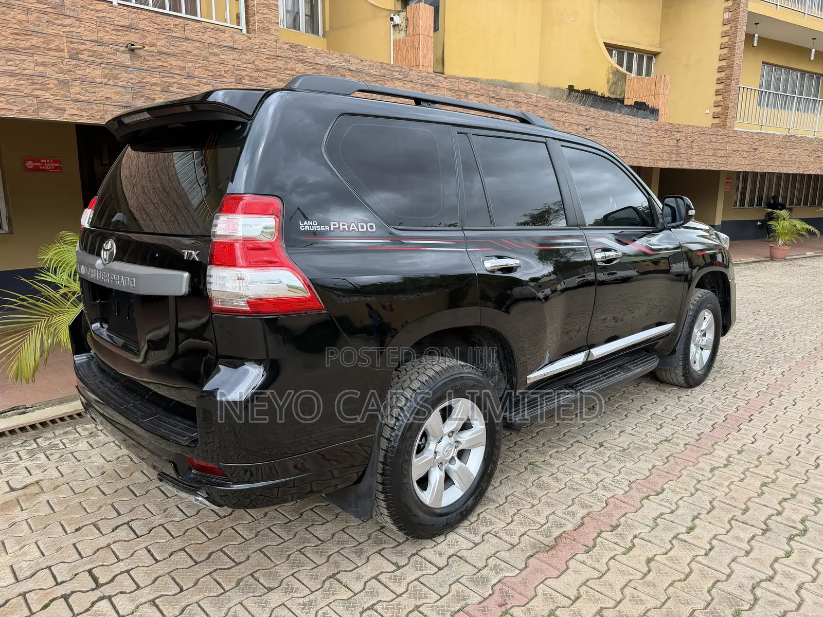 Toyota Land Cruiser Prado 2014 Black