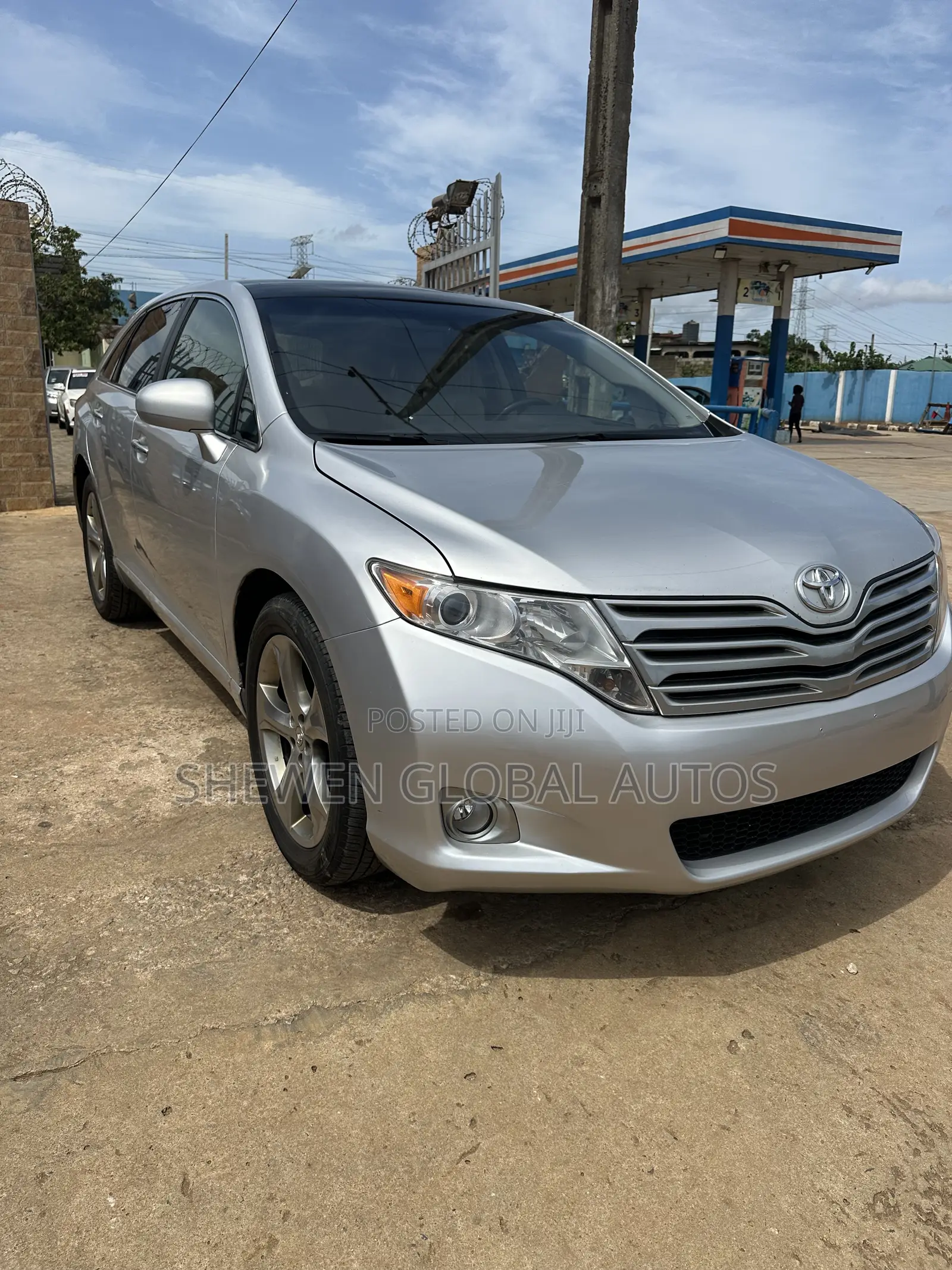 Toyota Venza XLE 2010 Silver