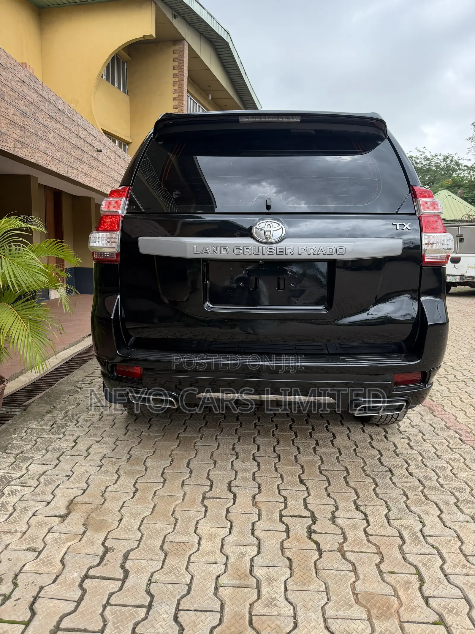 Toyota Land Cruiser Prado 2014 Black