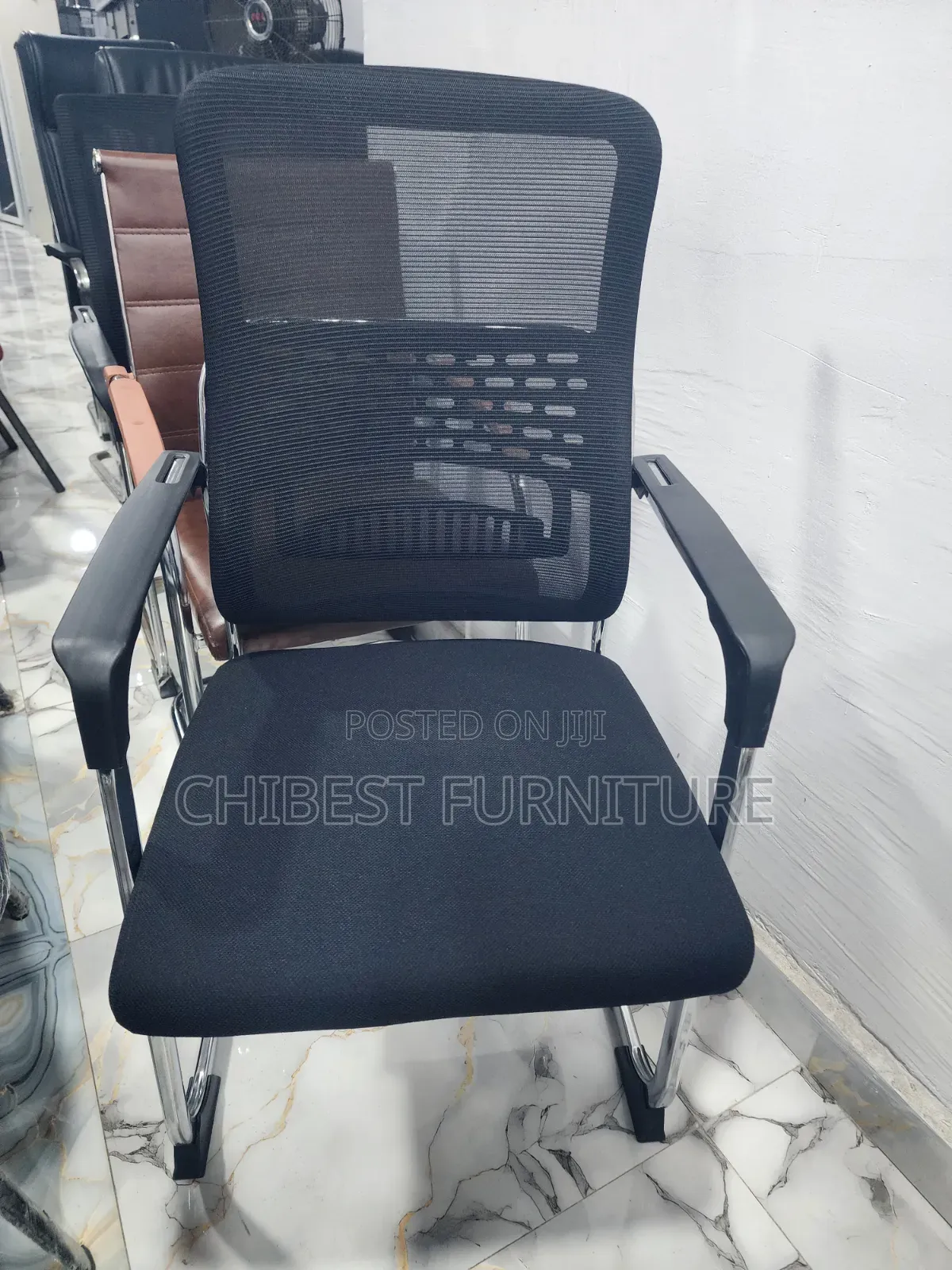 High Quality Executive Office Visitor's Chair.