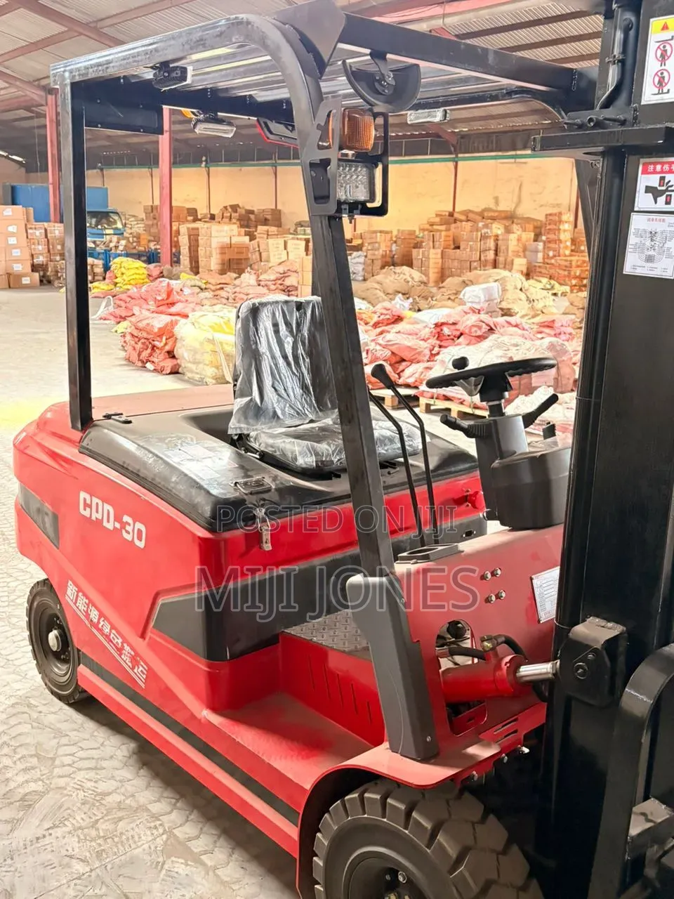 *Brand New 3t Electric Forklift 3000kg 3m Lift Height Forklift*