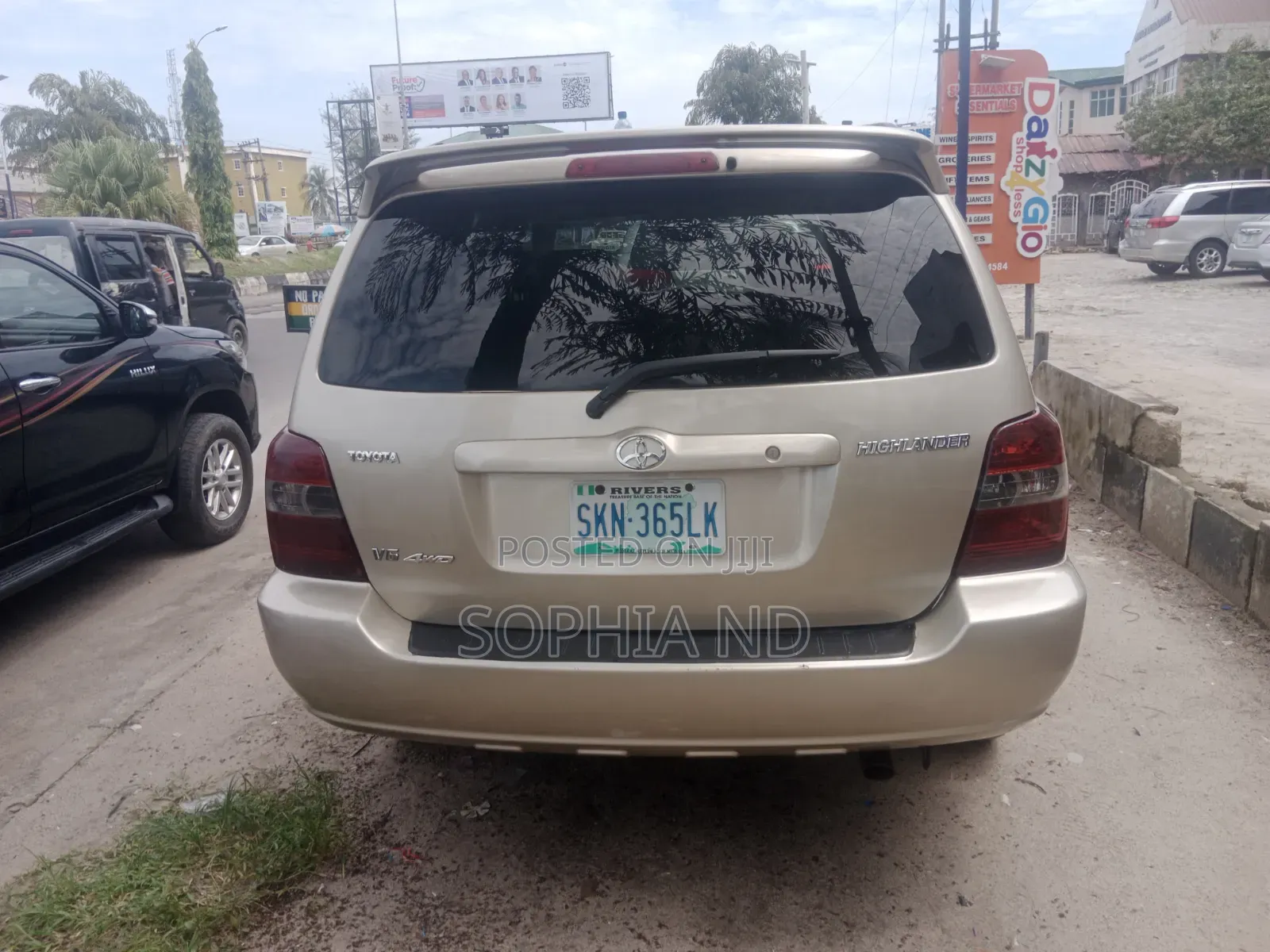 Toyota Highlander 2005 Gold