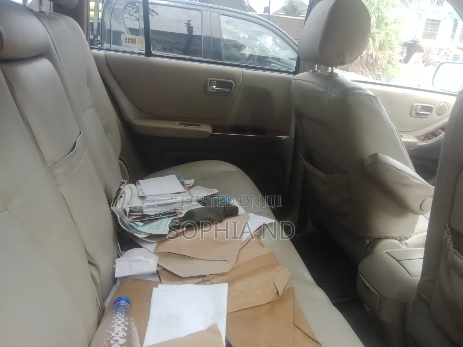 Toyota Highlander 2005 Gold